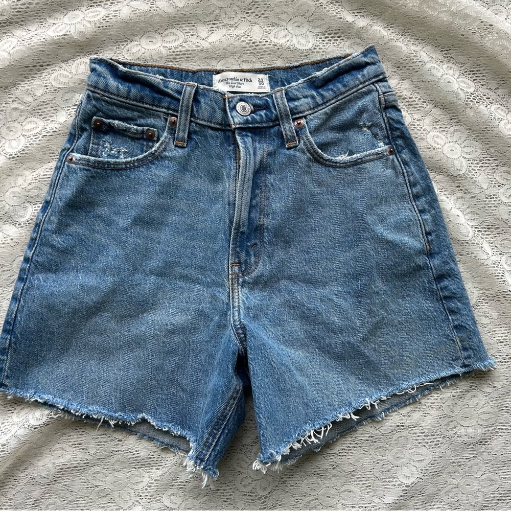 Abercrombie Curve Love High Rise Dad Short 00/24 denim Jean shorts - Picture 2 of 10
